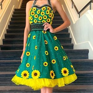 Maryland State Pageant Costume with Matching Fascinator